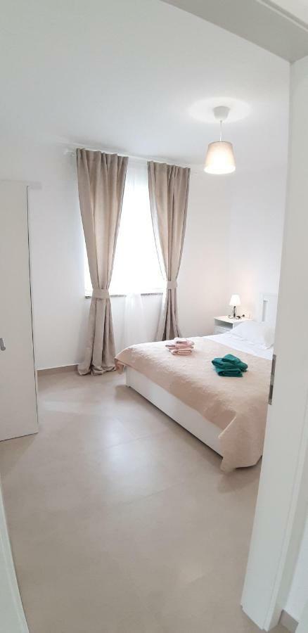 Apartments Leondori Krk Town Kültér fotó